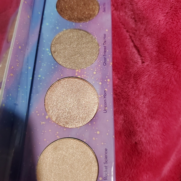 Makeup💕 - Picture 2 of 3